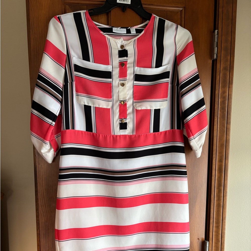 NYC: Chic Striped Blouse with Button Accents